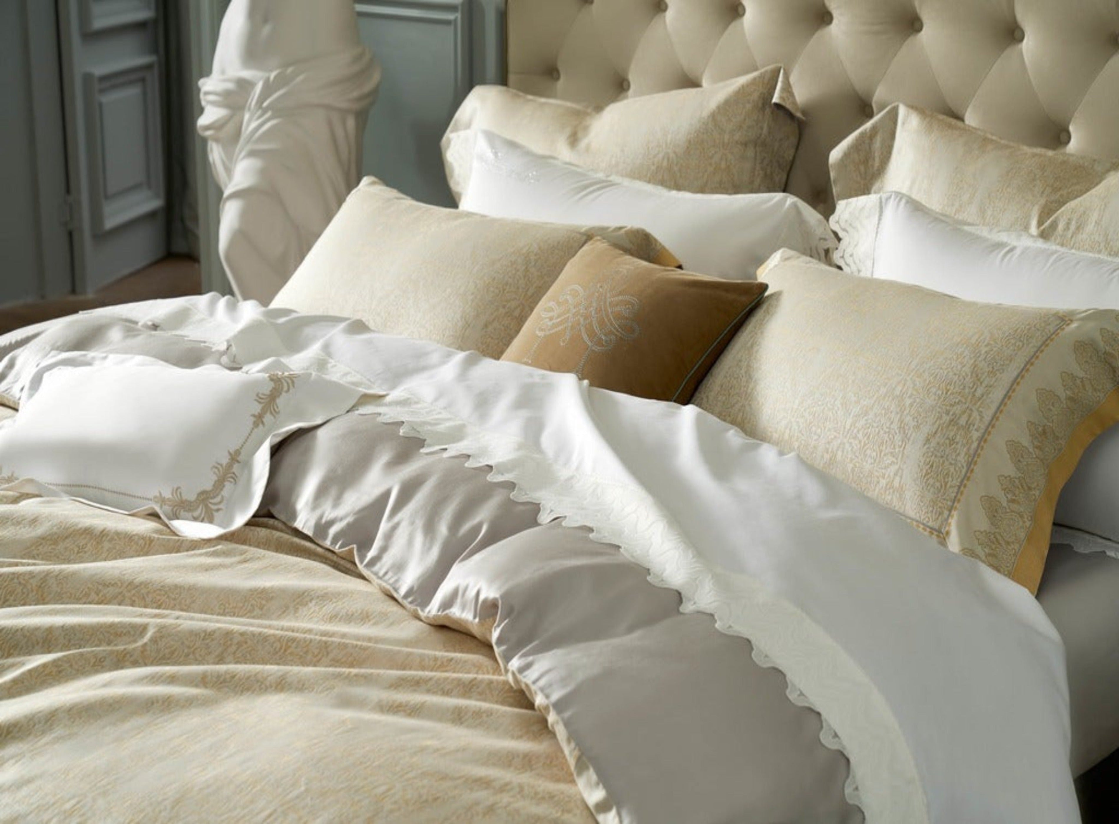 BOTANICA YELLOW BEDDING SET