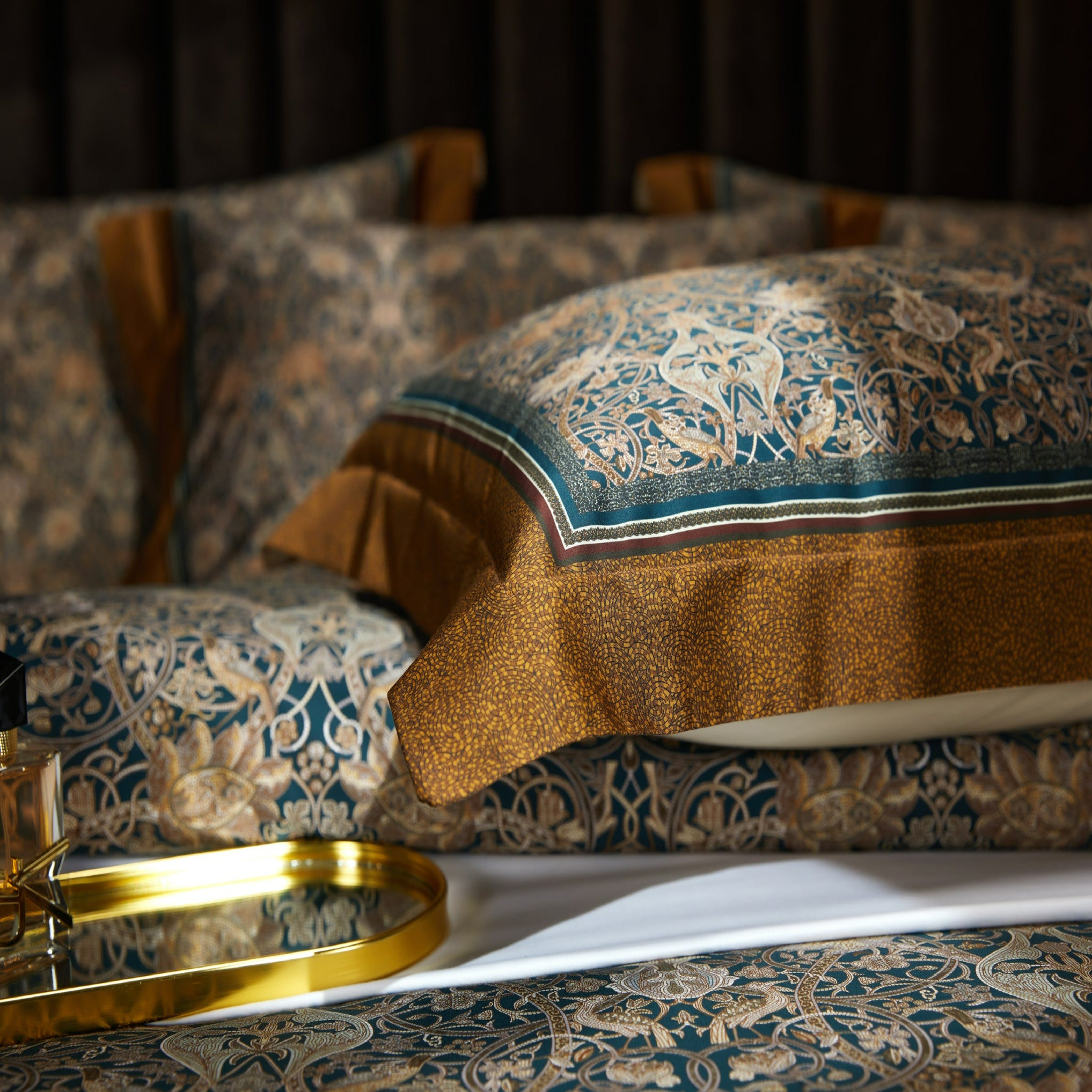 LUNA ITALIAN COTTON BEDDING SET