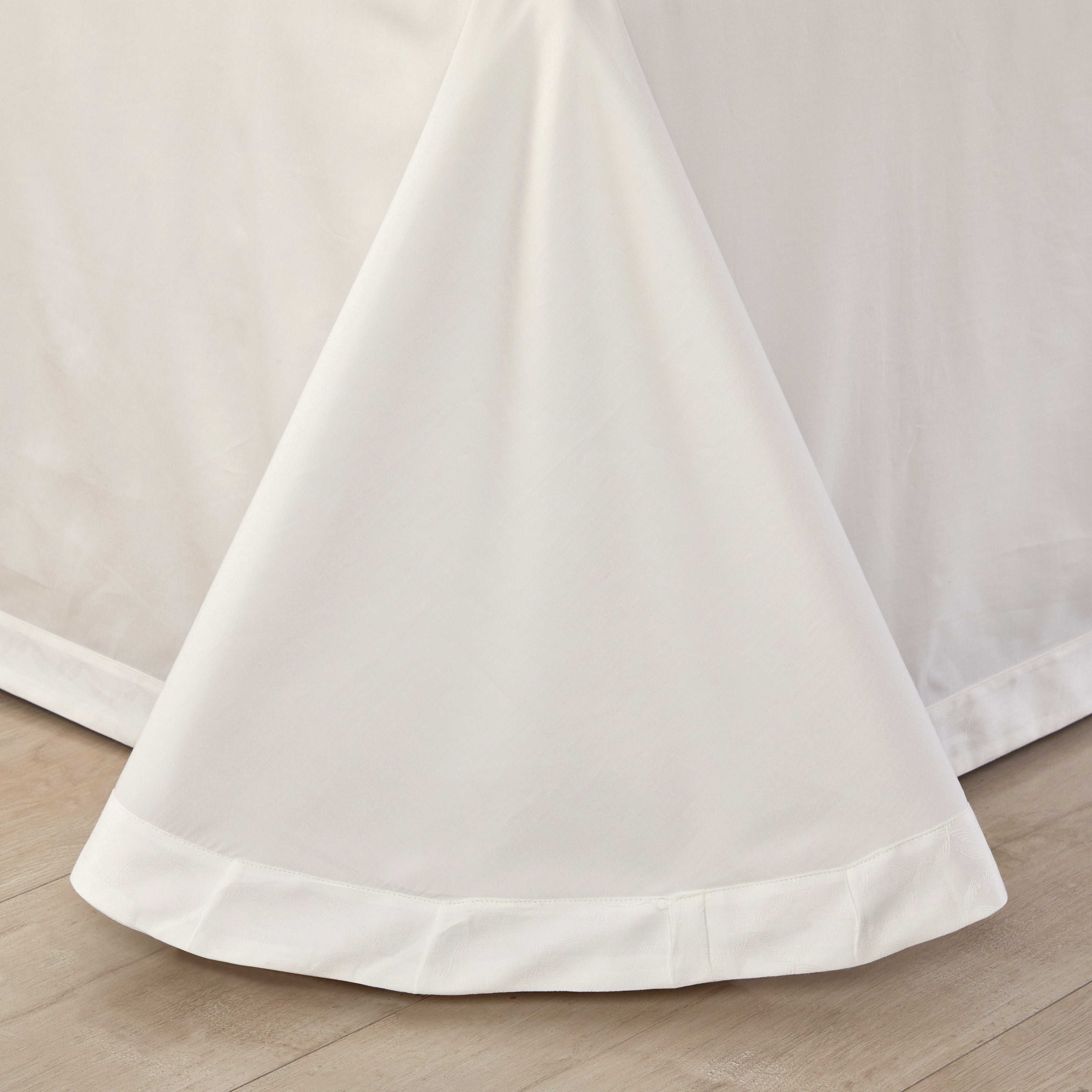 VANESSA EGYPTIAN COTTON BEDDING SET