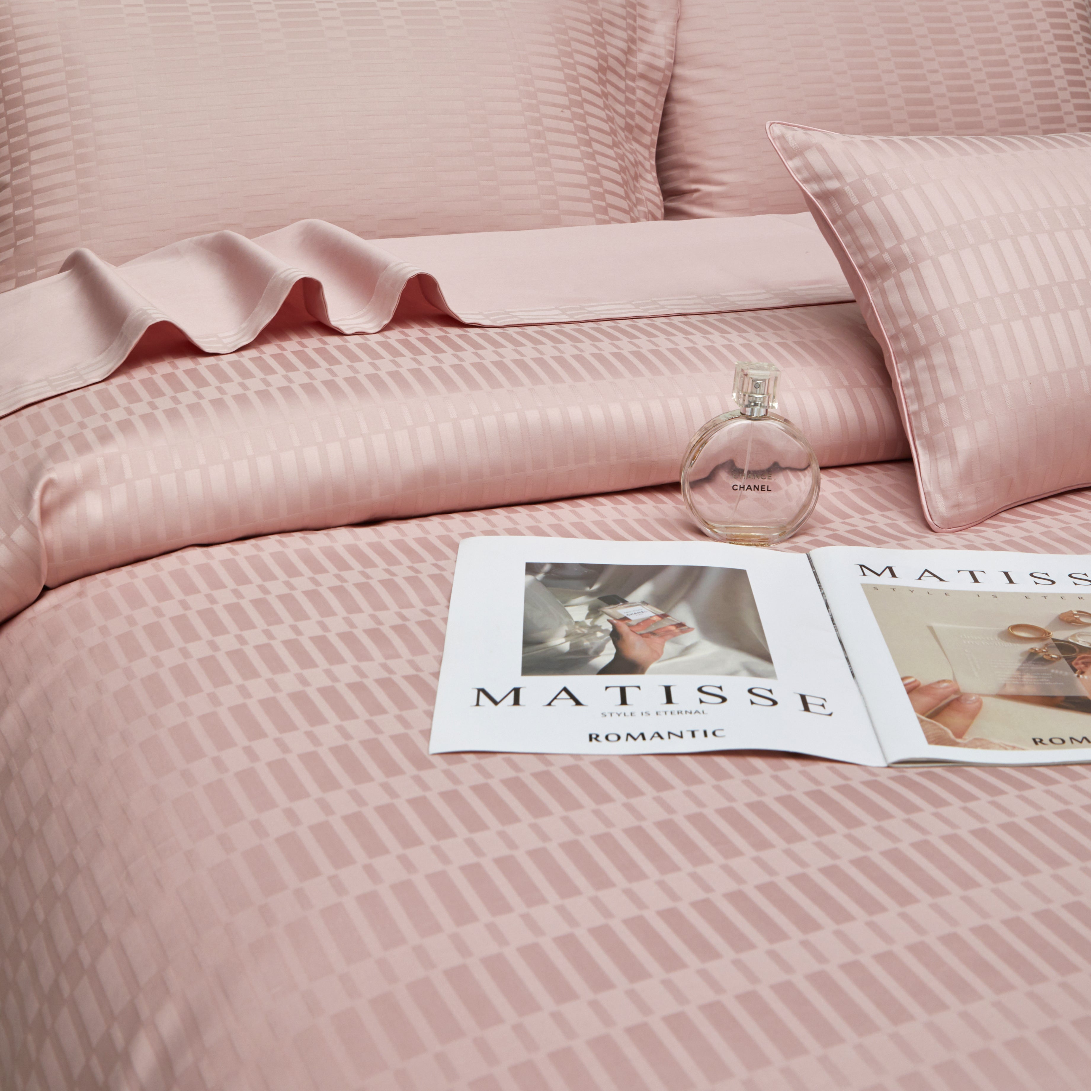 ATHENA FAUX EGYPTIAN COTTON BEDDING SET