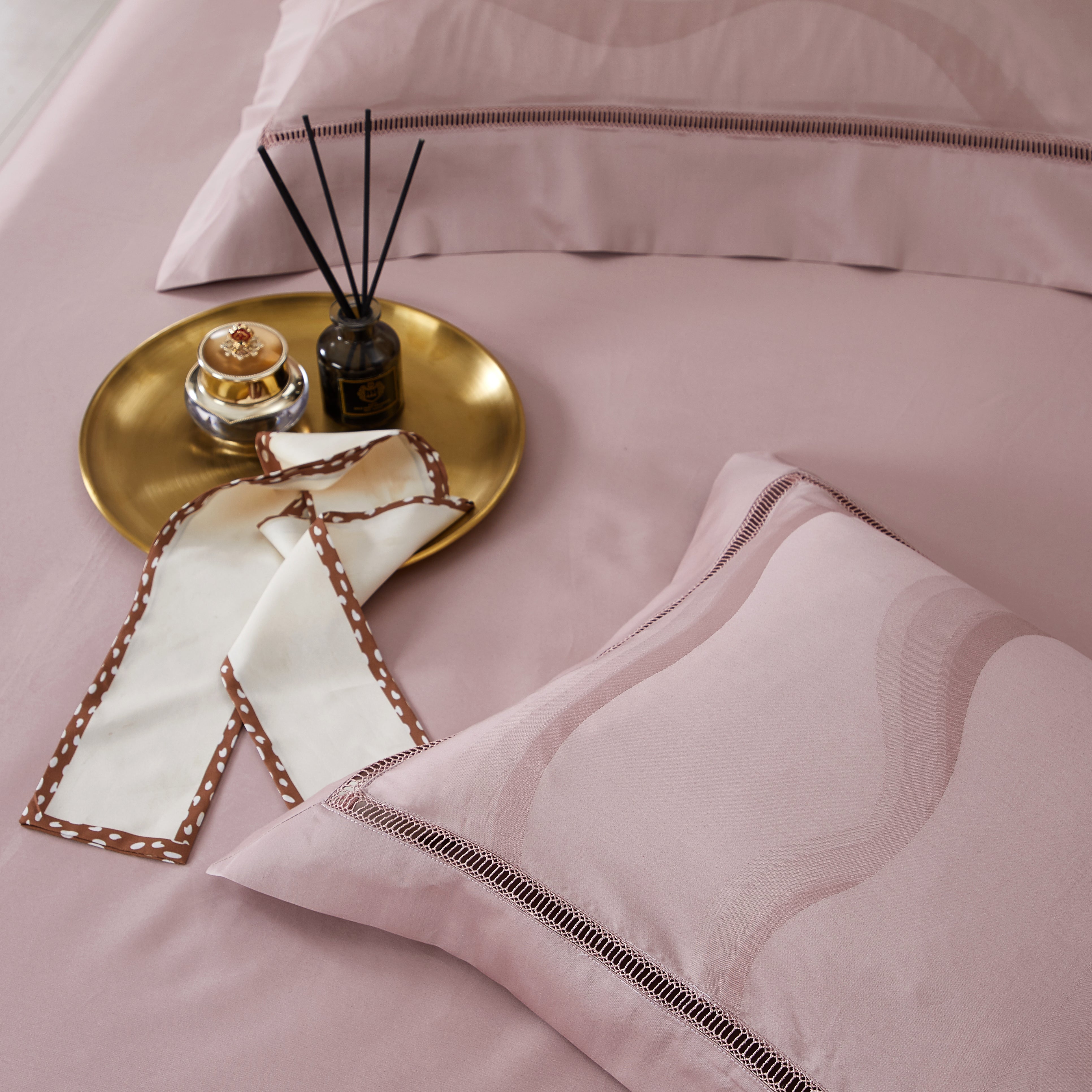 DEANA EGYPTIAN COTTON BEDDING SET