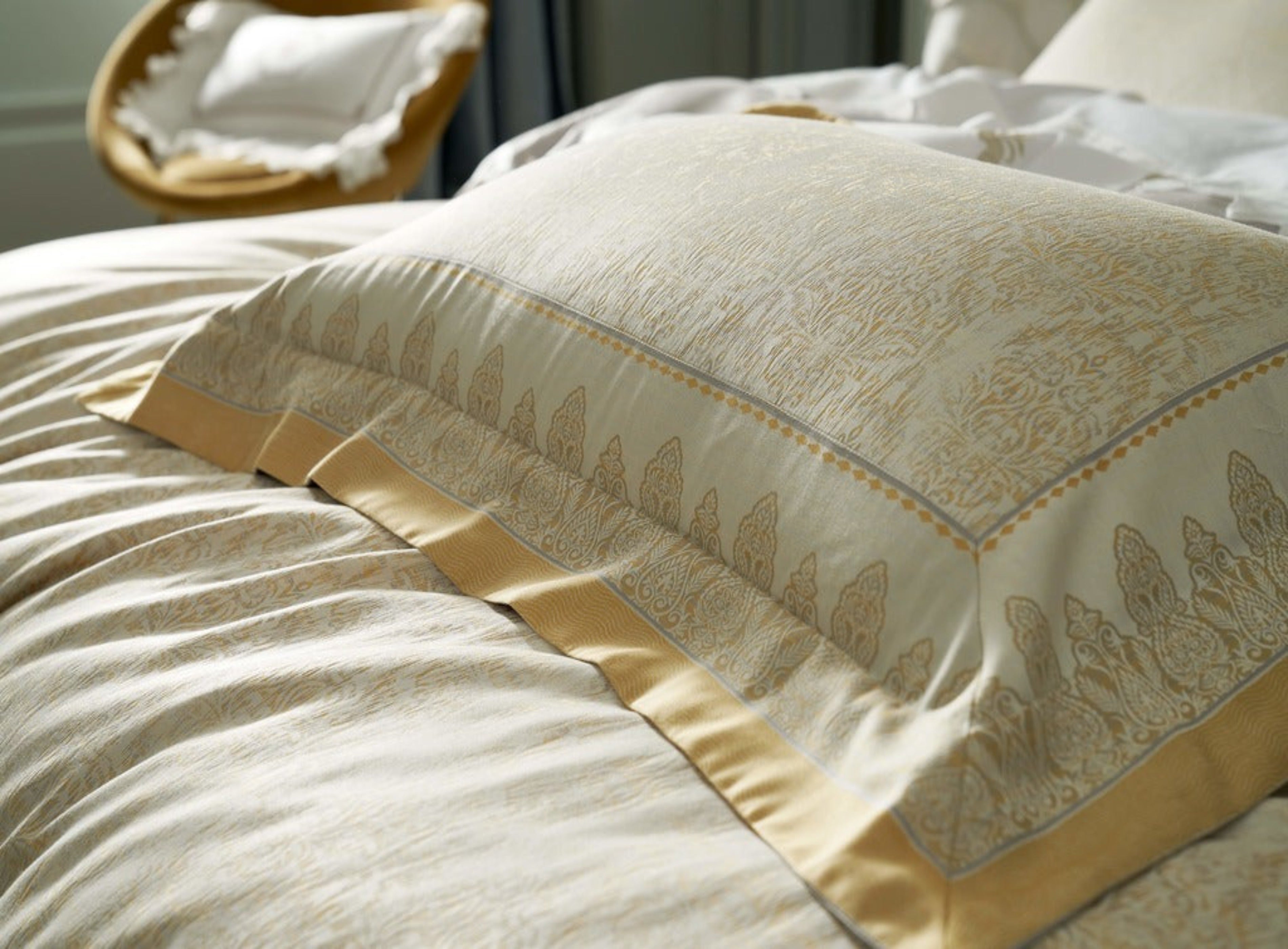 BOTANICA YELLOW BEDDING SET