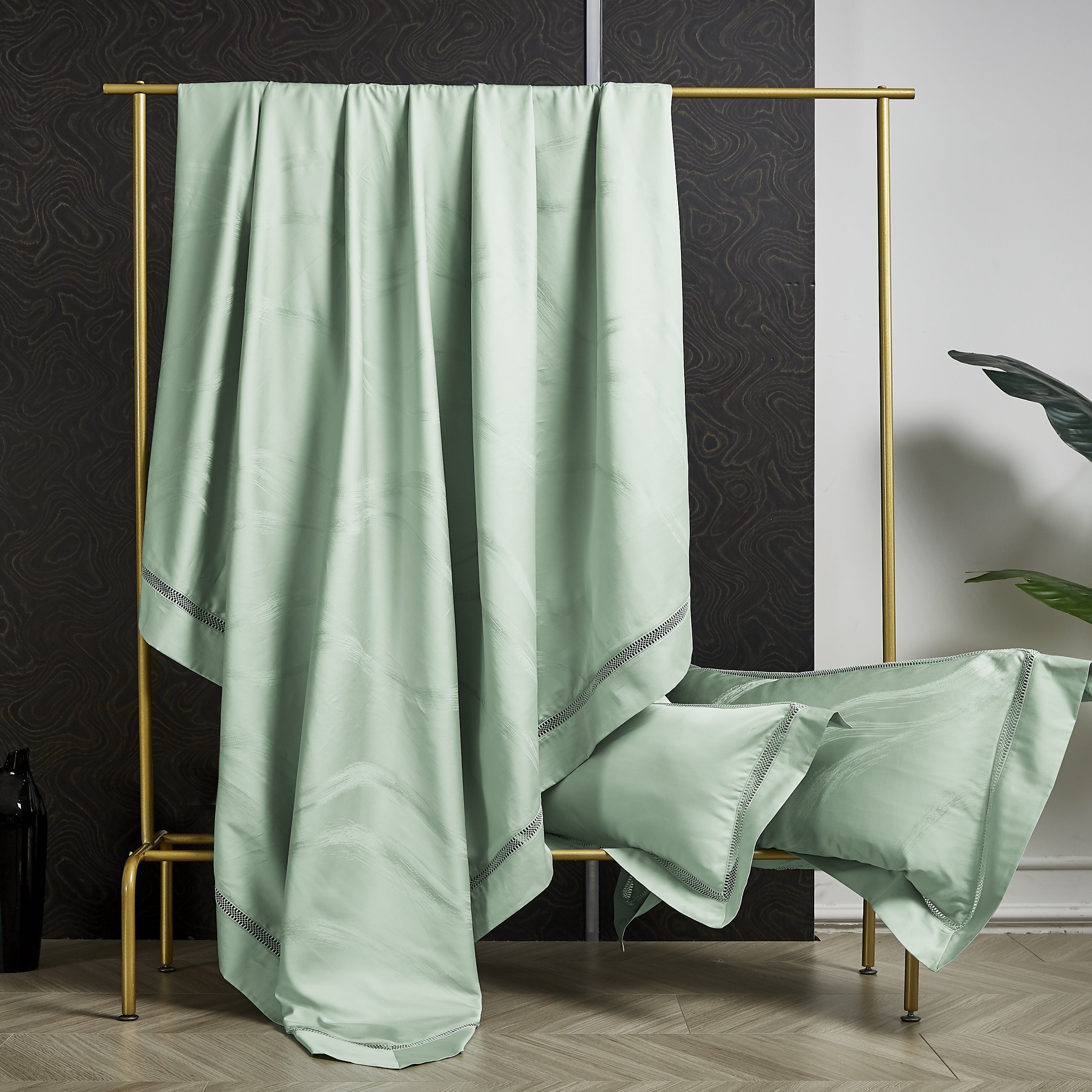 NAVARA MEDALLION EGYPTIAN COTTON BEDDING SET