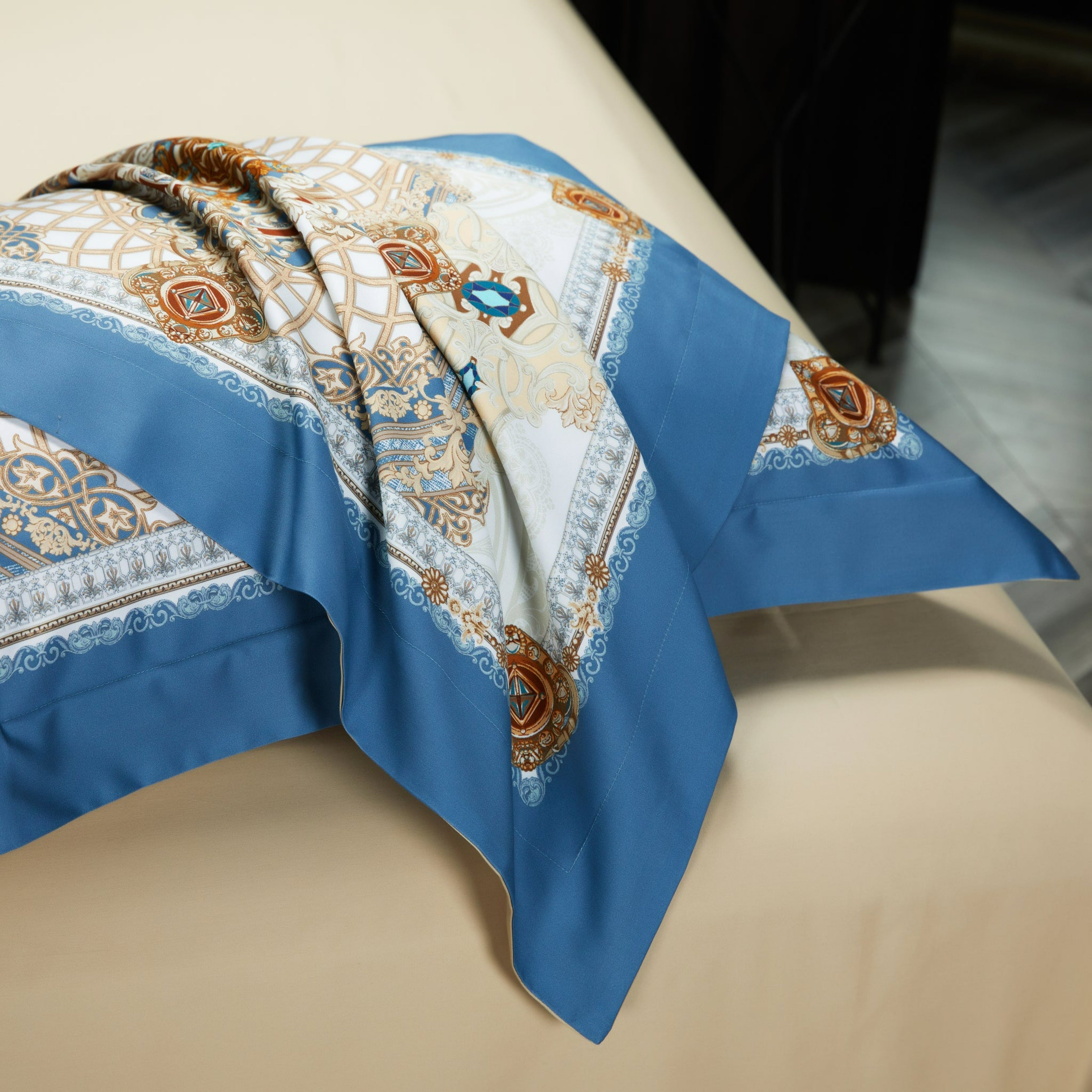 MONIQUE ITALIAN COTTON BEDDING SET