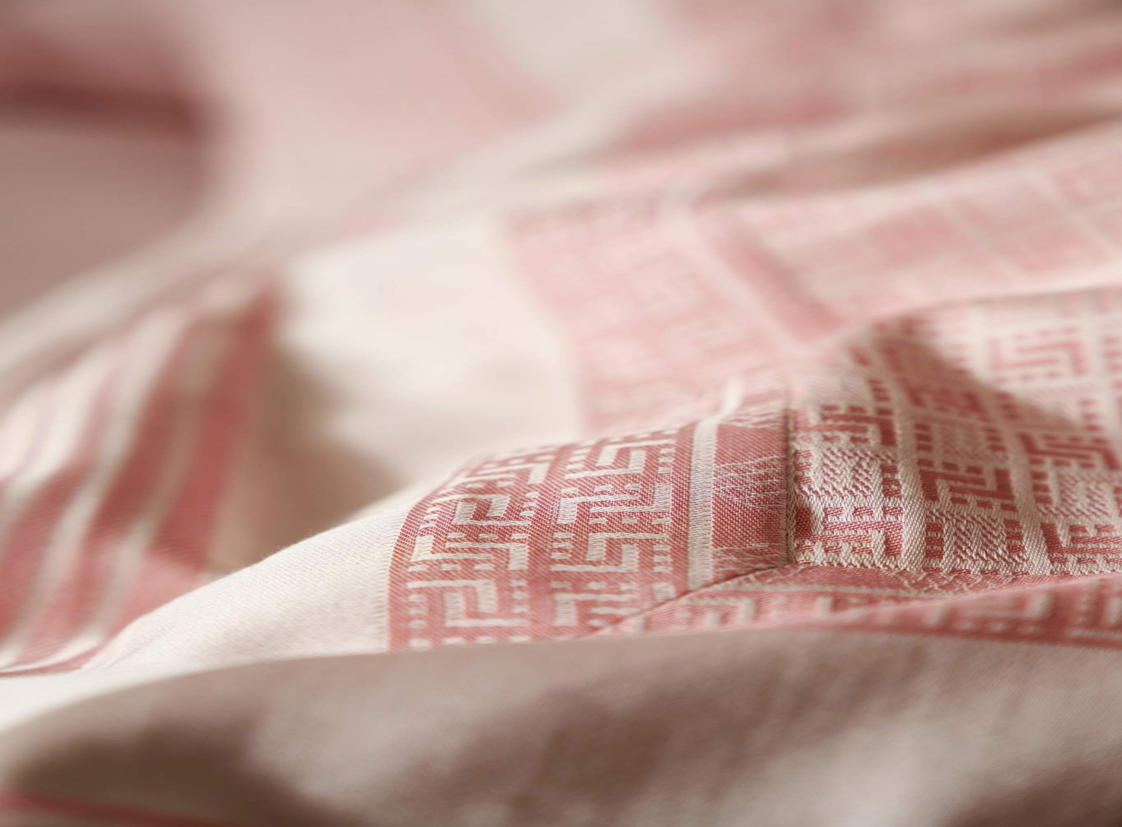 BOTANICA PINK BEDDING SET