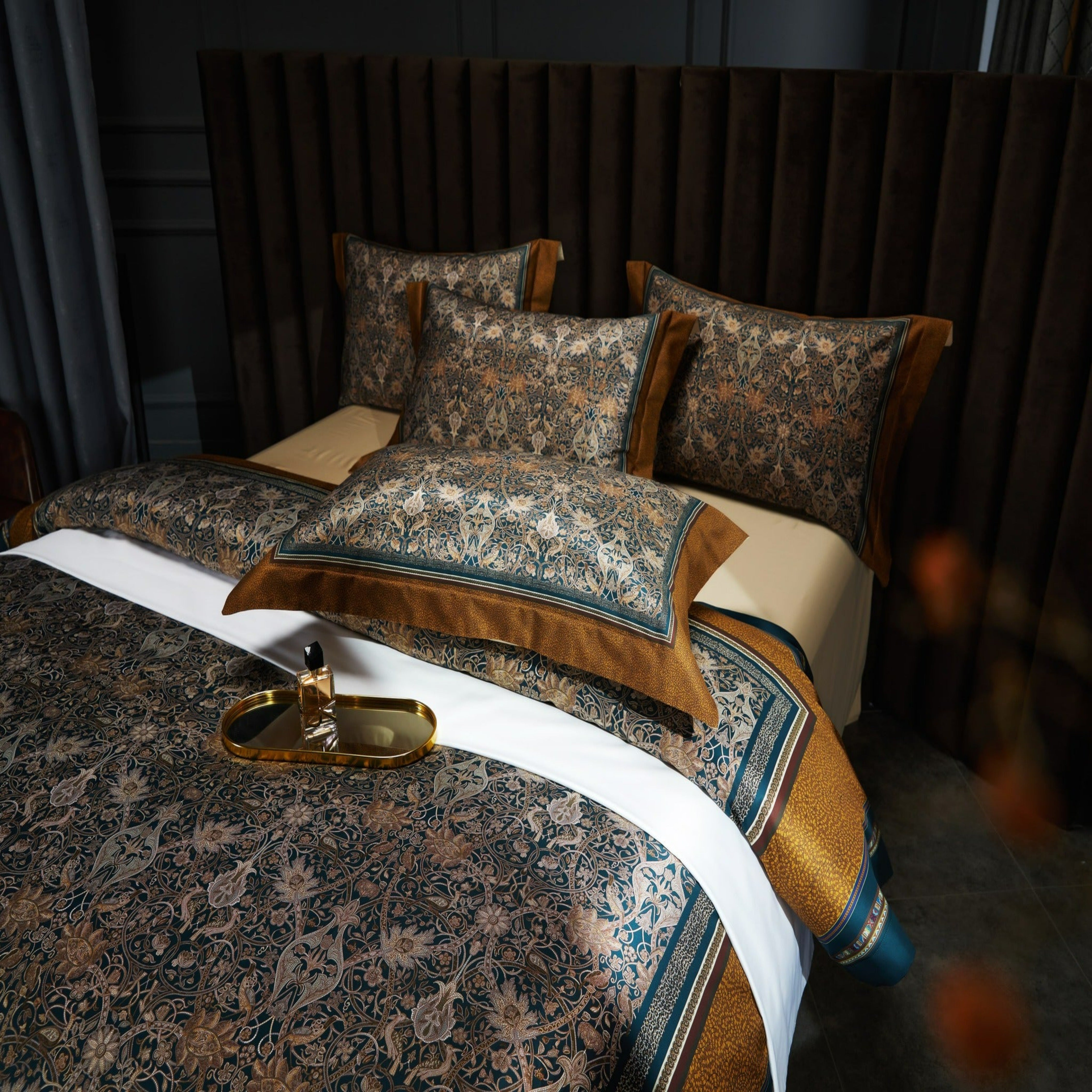LUNA ITALIAN COTTON BEDDING SET